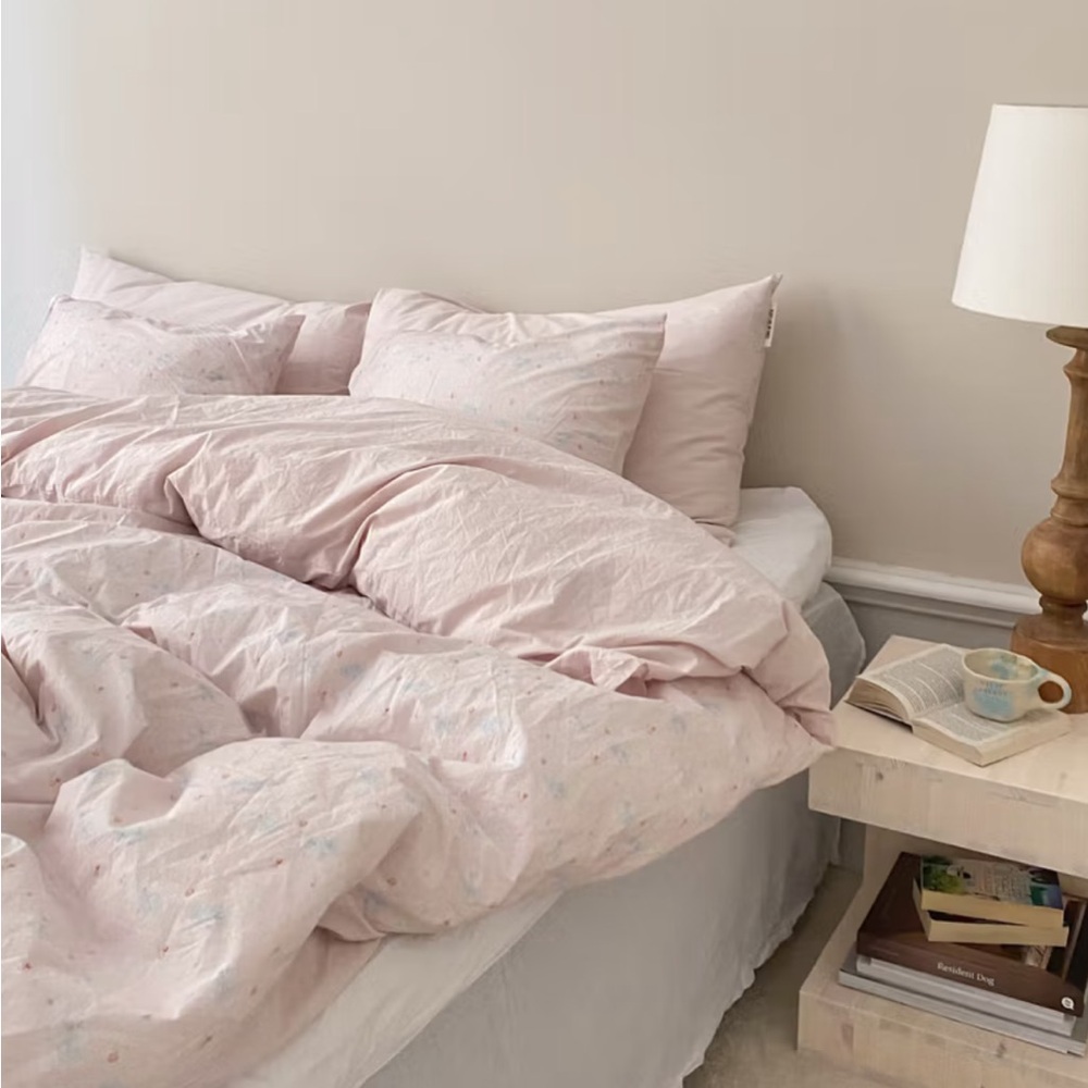 Djerf-Soft Pink Cotton Duvet Cover Set. 2 single duvets with shams.